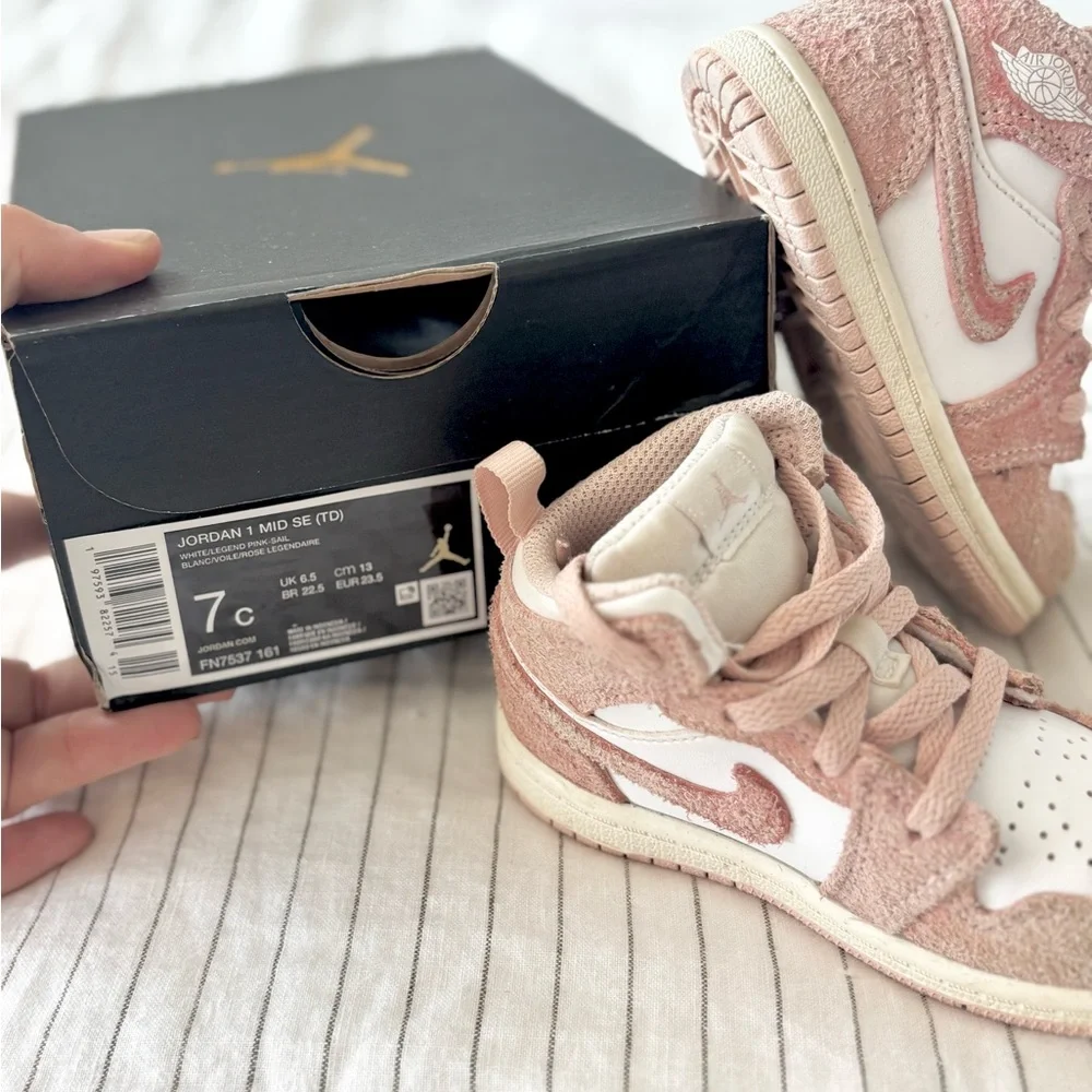 Air Jordan 1 Mid SE legend pink suede toddler sz 7 - Picture 7 of 8